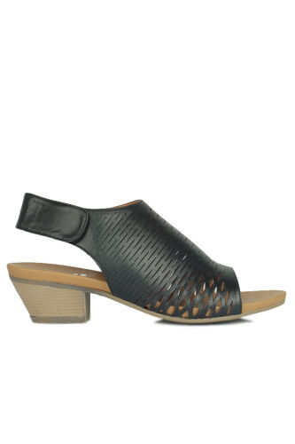 Fitbas 112869 014 Kadın Siyah Deri Büyük & Küçük Numara Sandalet - Fitbas