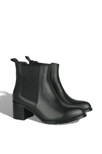 Fitbas 113701 014 Kadın Siyah Mat Deri Büyük & Küçük Numara Bot - Fitbas (1)