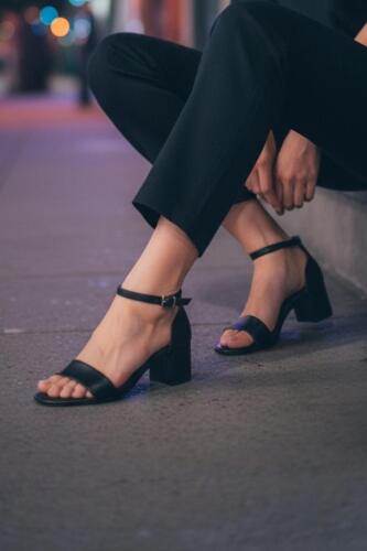 Fitbas 111272 014 Kadın Siyah Topuklu Büyük & Küçük Numara Sandalet - Fitbas